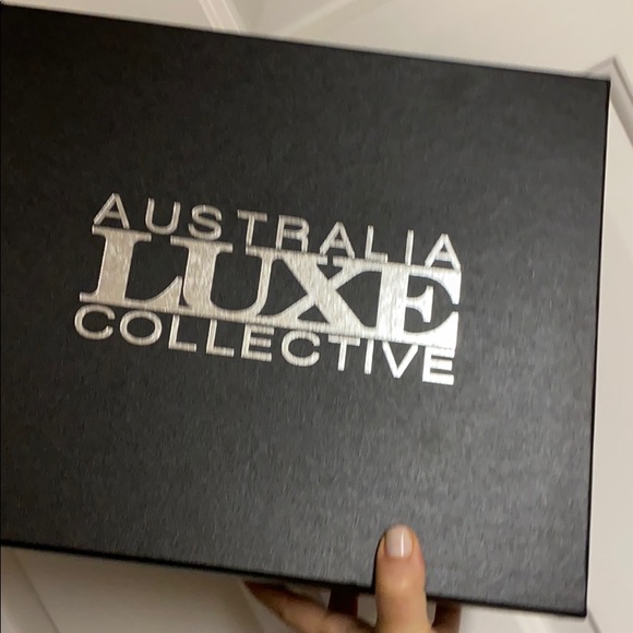 Australia Luxe Kids SHEARLING FRINGE boot! Rare! - Picture 9 of 10